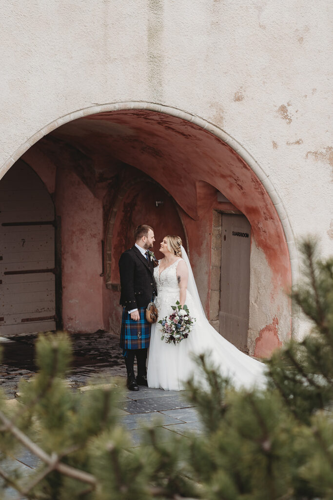 Aberdeenshire couple photographed at Meldrum house by Aberdeenshire wedding photographer