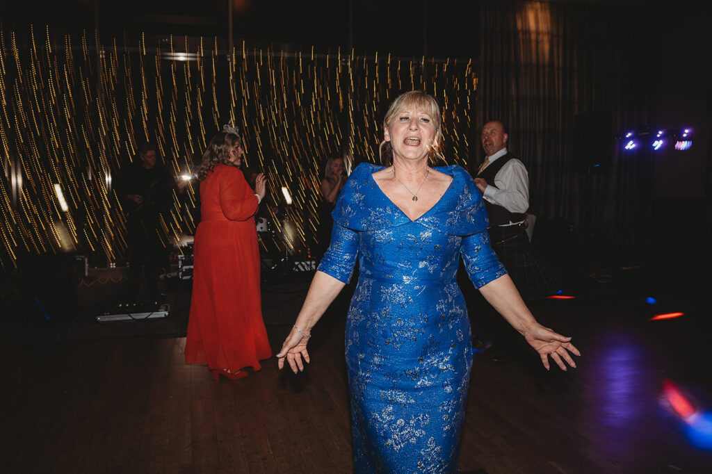 Evening reception photographed by aberdeenshire photographer at meldrum house 