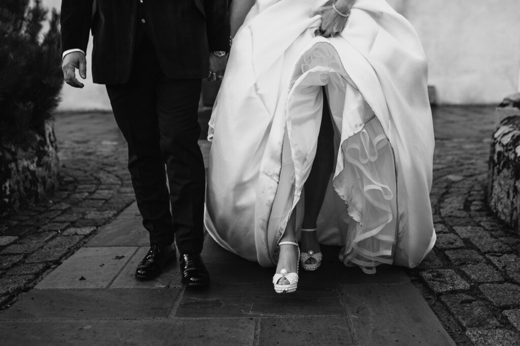 Aberdeenshire couple photographed at meldrum house by aberdeenshire wedding photographer