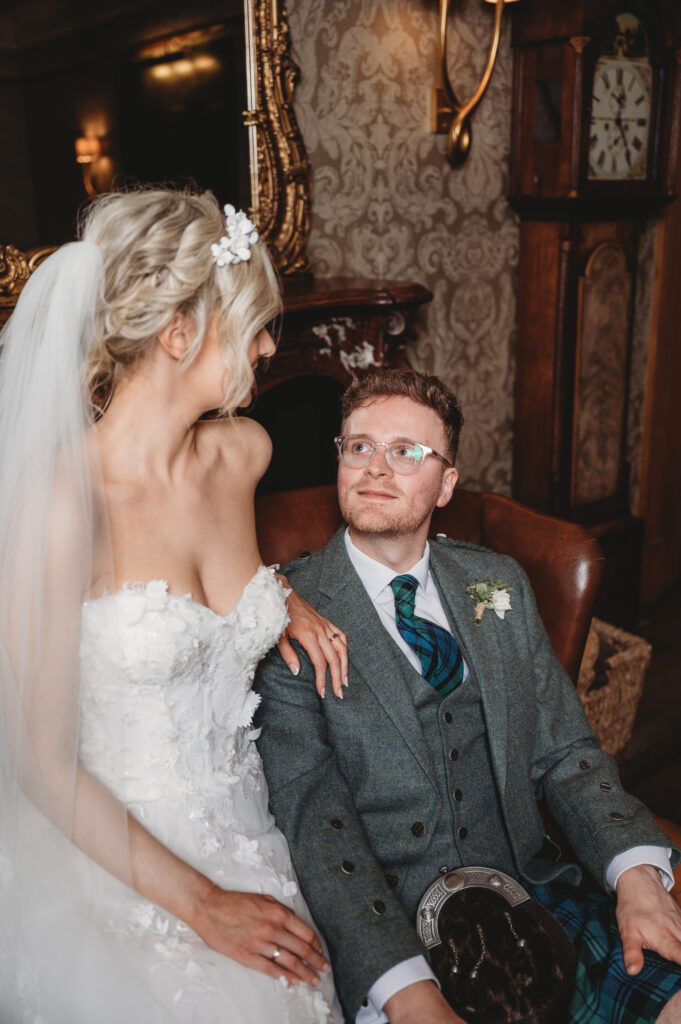 Aberdeenshire wedding photographer captures couple at Meldrum House wedding