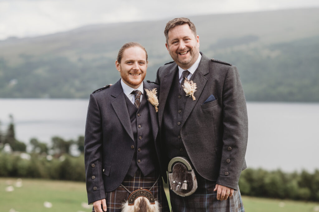 Aberdeenshire wedding photographer captures wedding family photo at Boreland Loch Tay